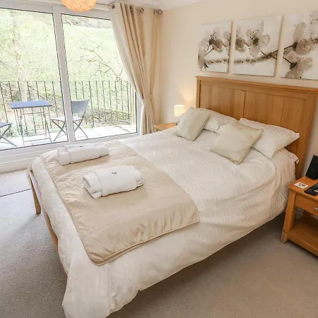 Lower Brantfell, Beechwood Close *